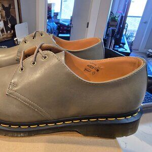 Dr. Martens Men's 1461 Carrara Leather Derby Oxfords Lace-Up Shoes Olive Size 10